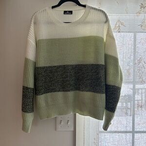 Ladies green and white oversized sweater